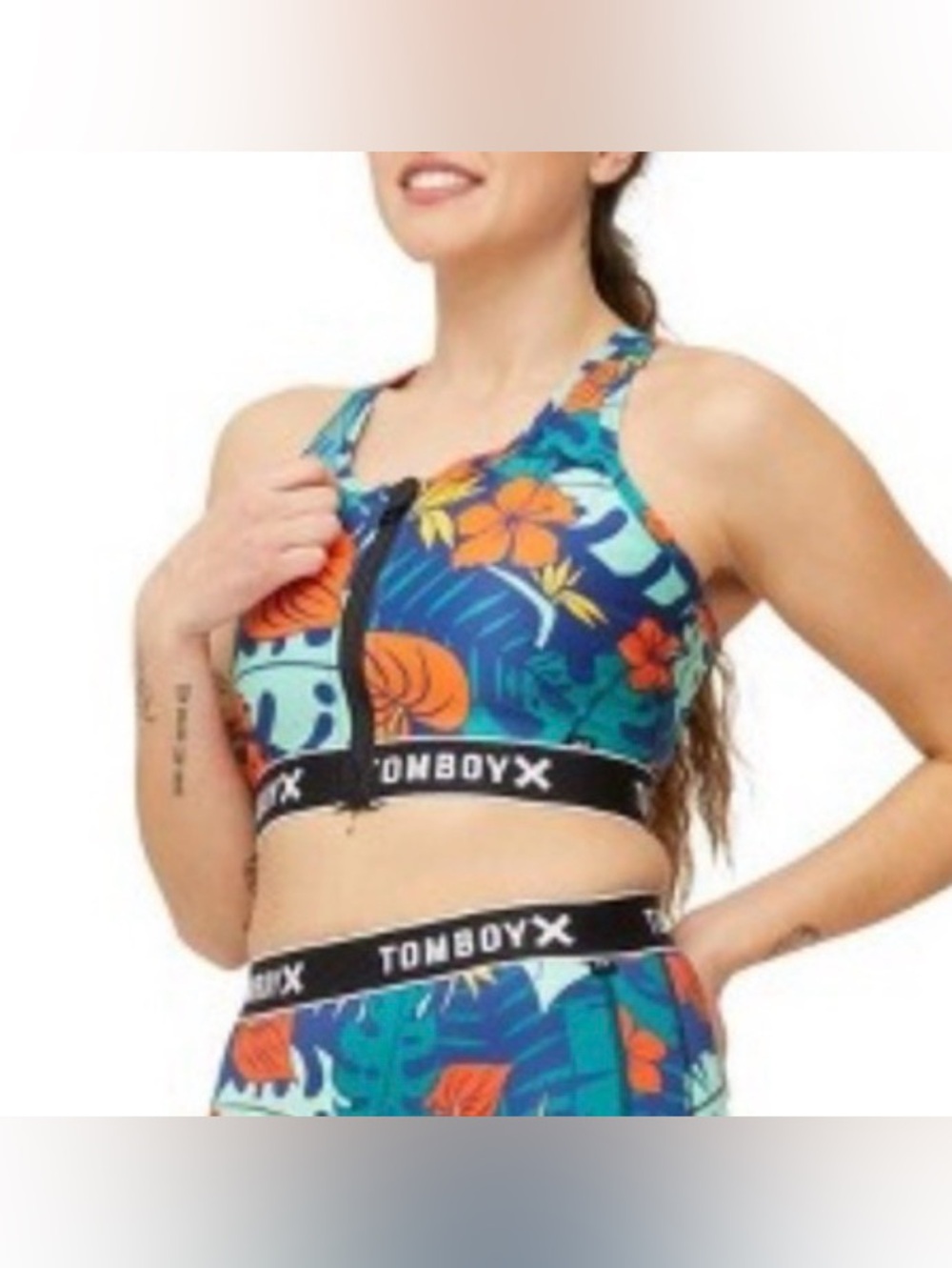 EUC- Tomboy X Compression Racer Back Sport Bra